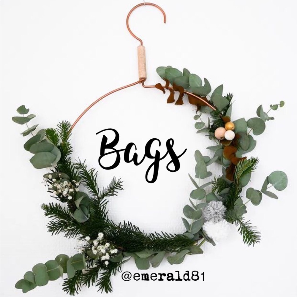 BAGS - Picture 3 of 7